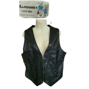 AAARDVARK'S VINTAGE BLACK LEATHER VEST